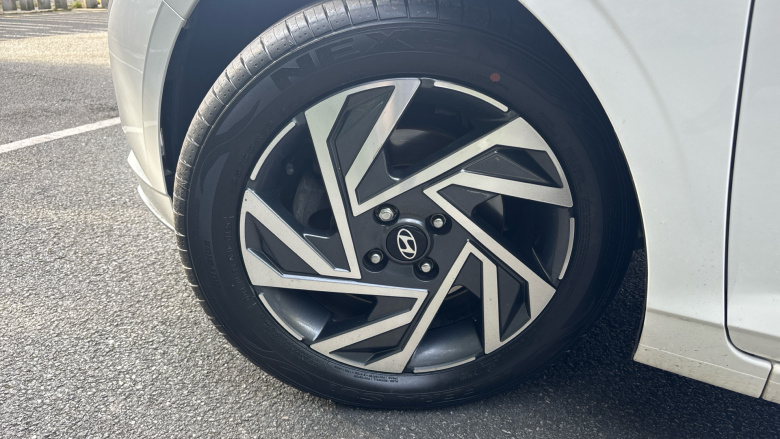 Hyundai i20 1.0T GDi Advance 5dr Petrol Hatchback